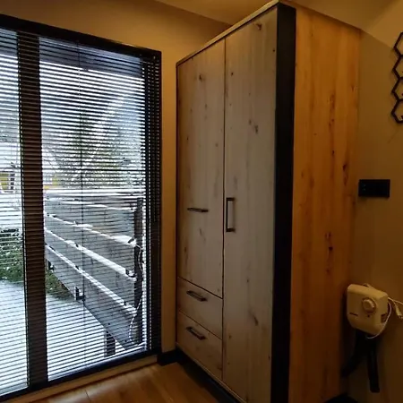 Bed & Breakfast Olimpijska 54 Z Prywatnym Jacuzzi Na Tarasie 3*