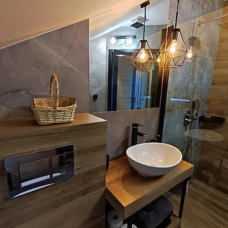 Olimpijska 54 Z Prywatnym Jacuzzi Na Tarasie 3* Szczyrk