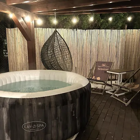 Olimpijska 54 Z Prywatnym Jacuzzi Na Tarasie 3* Щирк