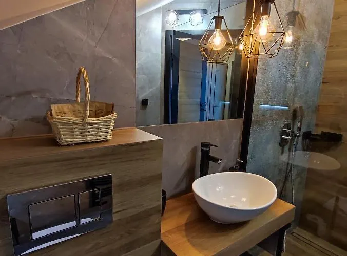 Olimpijska 54 Z Prywatnym Jacuzzi Na Tarasie 3* Szczyrk